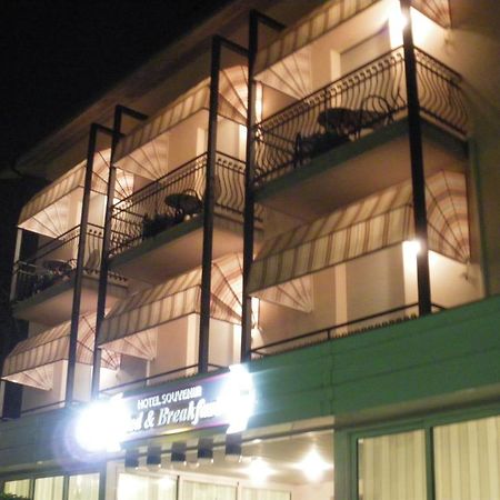 B&B Hotel Souvenir Cesenatico Exteriör bild