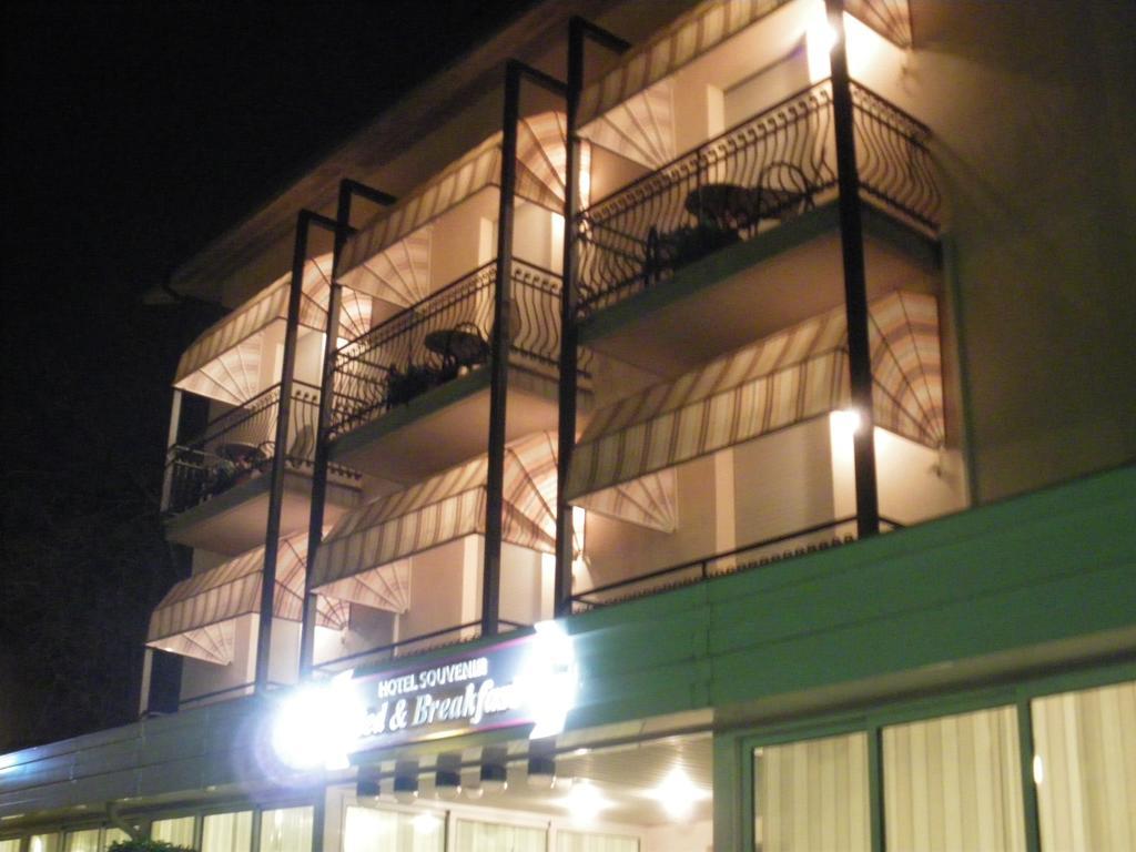 B&B Hotel Souvenir Cesenatico Exteriör bild